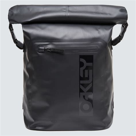 oakley jaws dry bag.